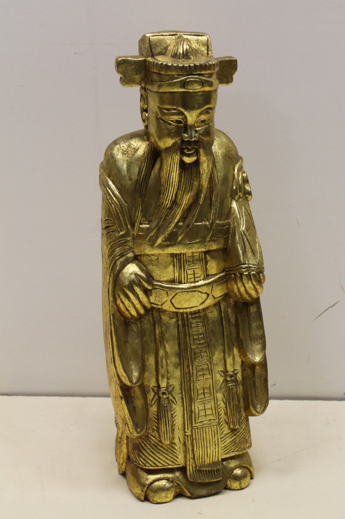 Idamaine puidust kuju