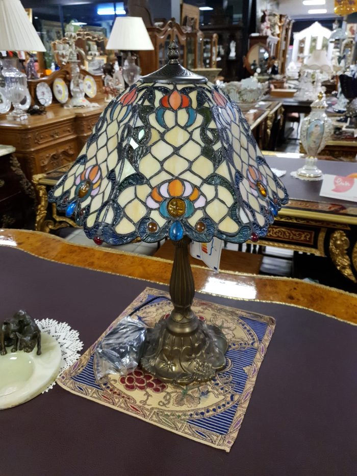 Tiffany stiilis lamp