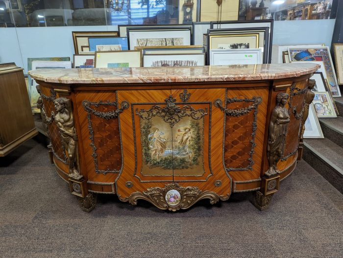 Servant/ Napoleon III stiilis