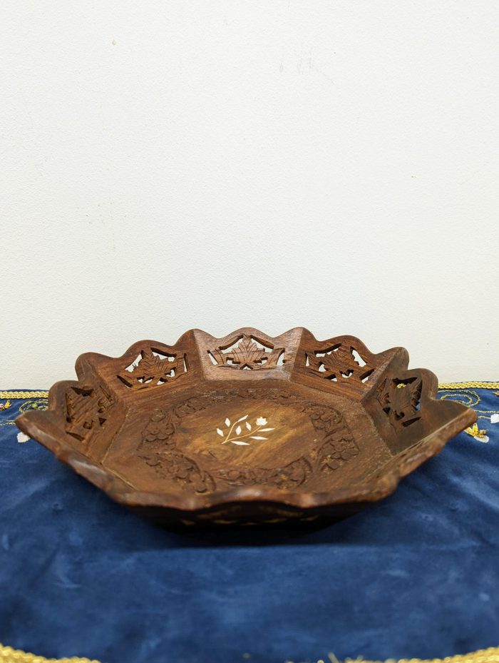 Puinen lautanen/maljakko