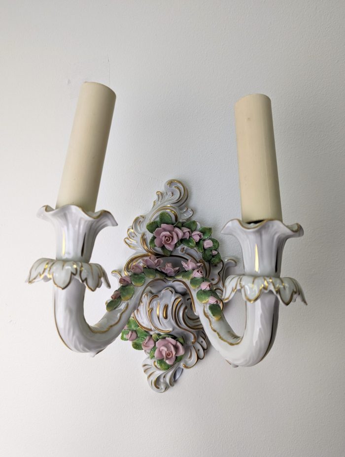 Portselanist seinalamp