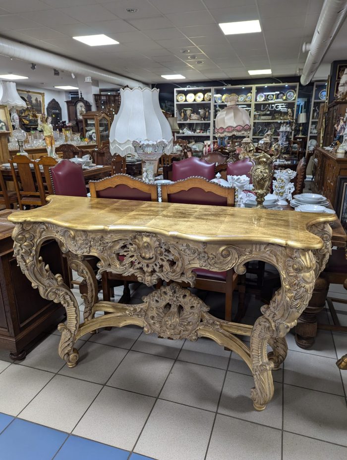 Konsoollaud rokokoo stiilis