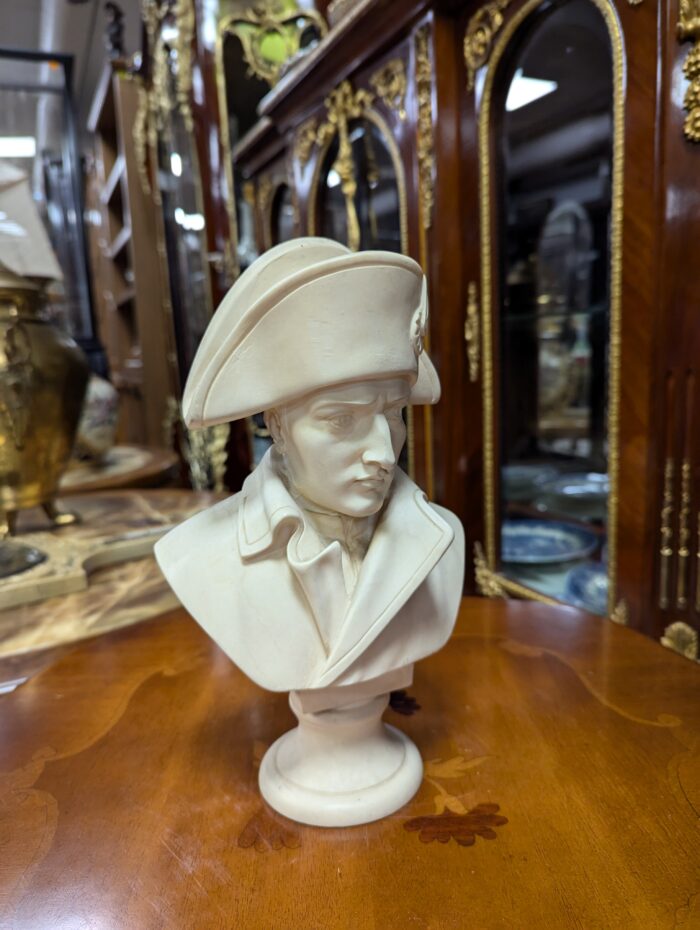 Napoleonic bust - Image 3