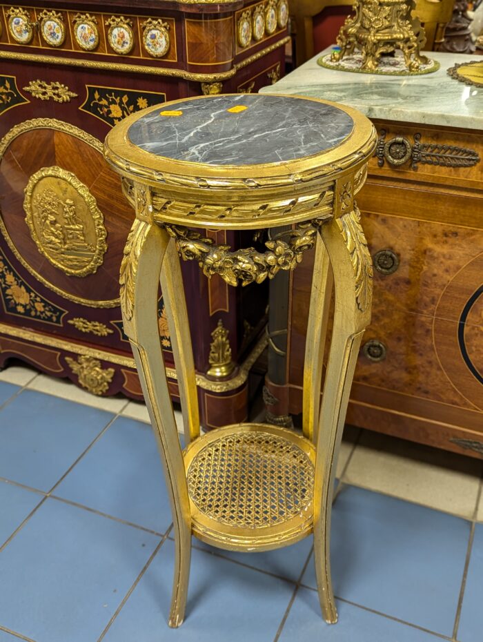 Louis XVI style pedestal - Image 3