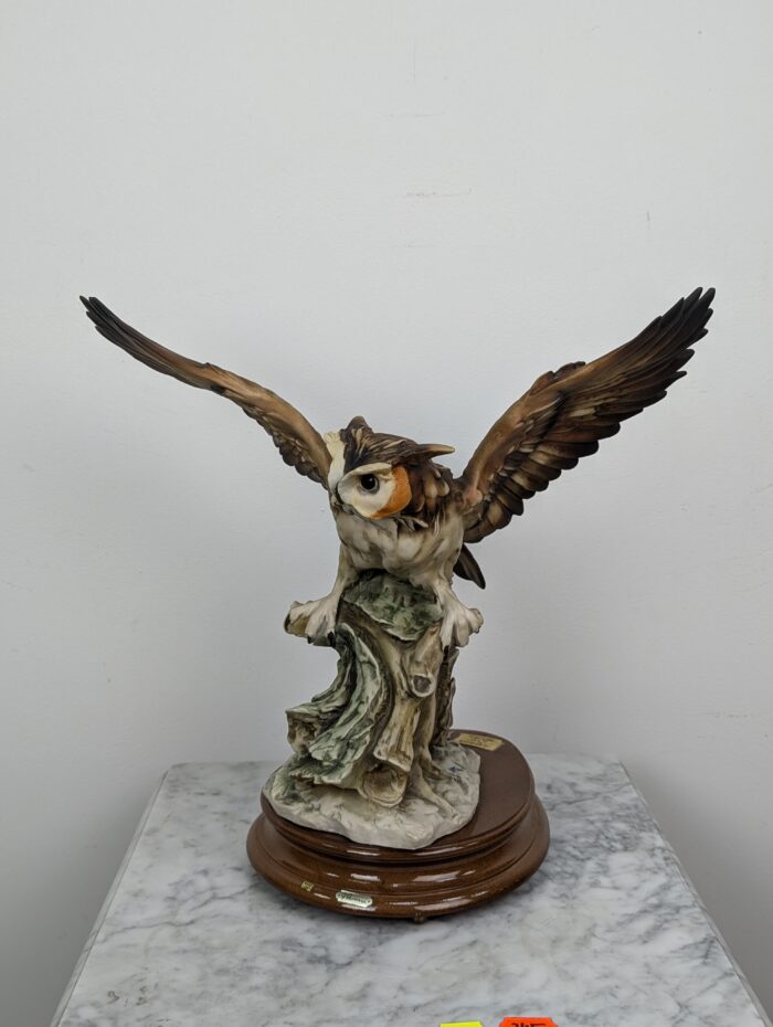 Giuseppe Armani owl sculpture - Image 4