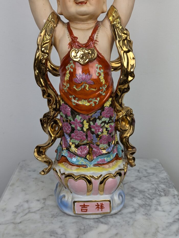 Traditional Chinese blessing statue - Image 5