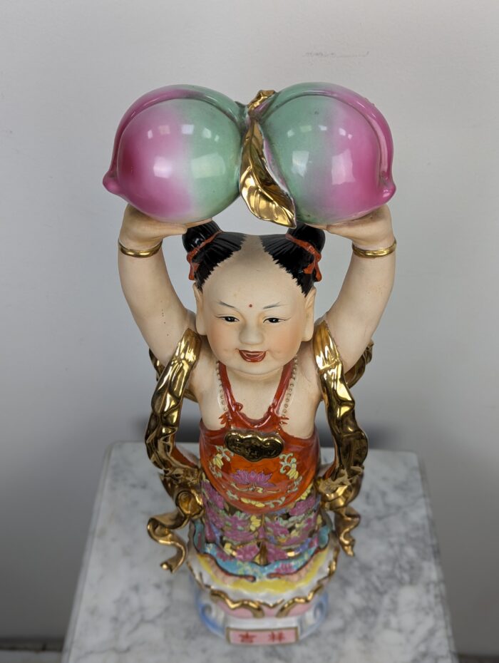 Traditional Chinese blessing statue - Image 4