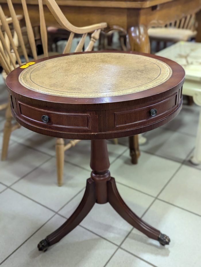 Kohvilaud sahtlitega