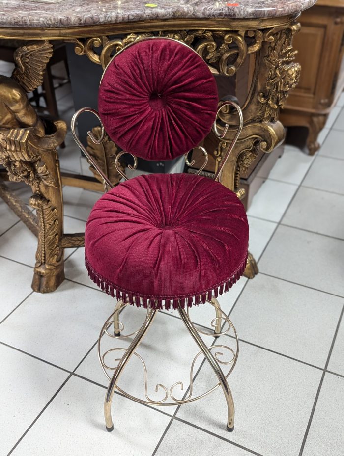 Hollywood regency buduaari tool