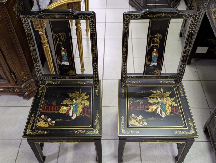 Oriental desk and two chairs - Image 15