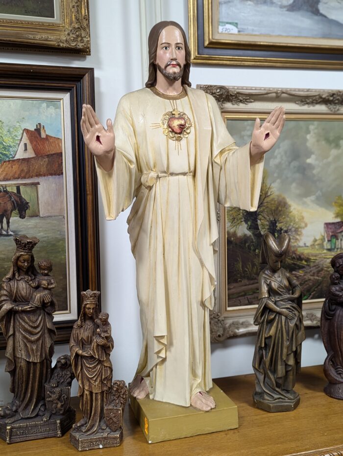 Sculpture of Jesus