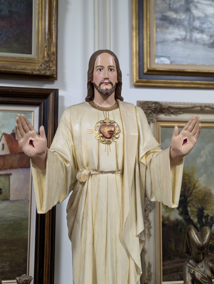 Sculpture of Jesus - Image 5