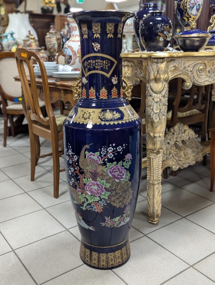 Oriental floor vase