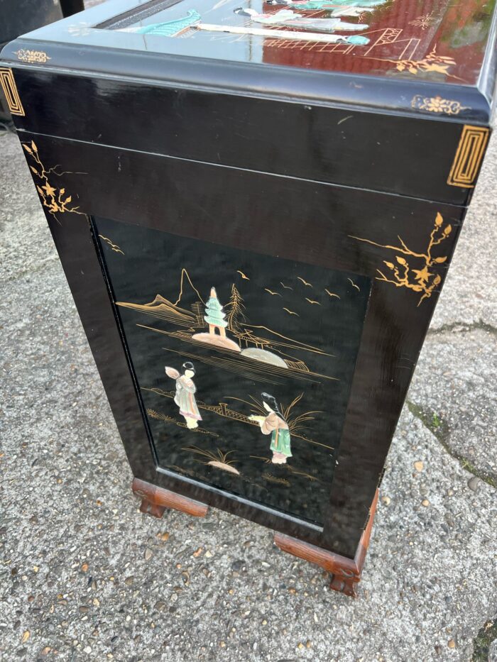 Chinoiserie stiilis ehtekummut - Image 5