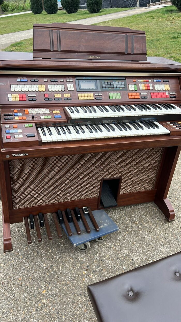Technics SX-G7 electronic organ+chair - Image 3