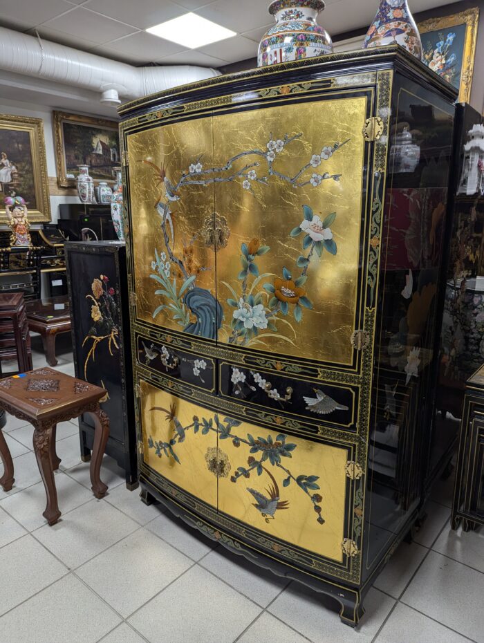 Chinoiserie style cabinet - Image 7
