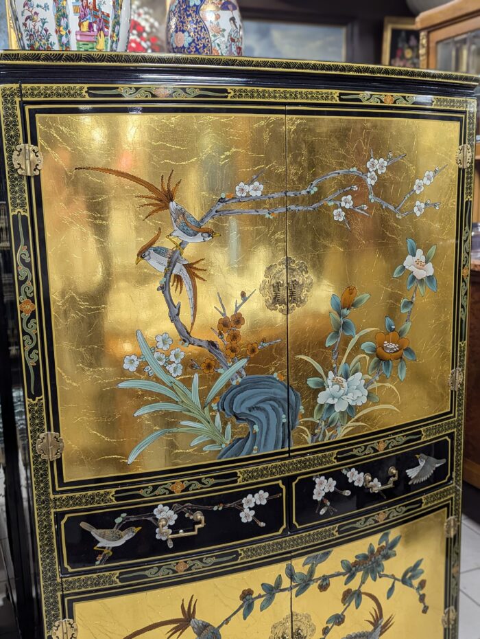 Chinoiserie style cabinet - Image 3