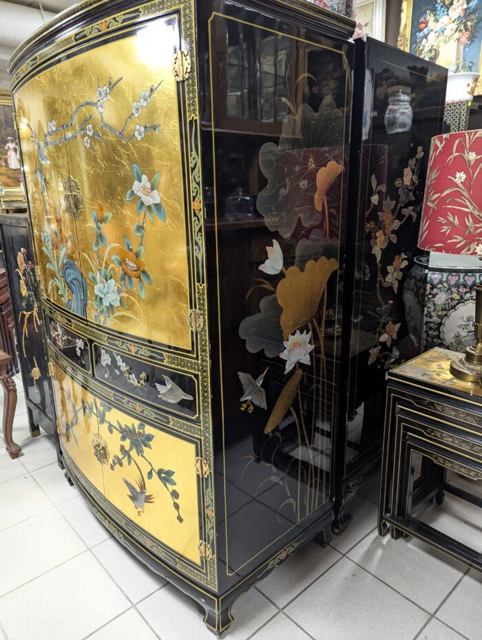 Chinoiserie style cabinet - Image 8