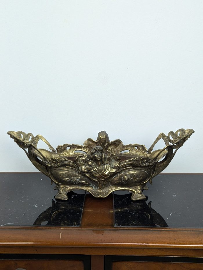 Juugendstiilis vaagen