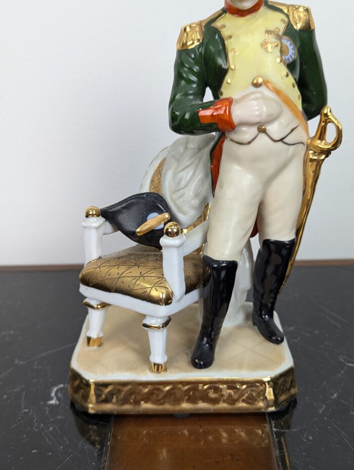 Neundorf Napoleon posliinifiguuri - Image 3