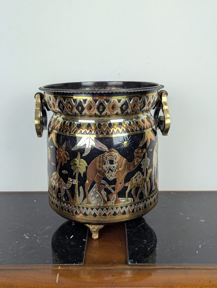 Messingist lillepott