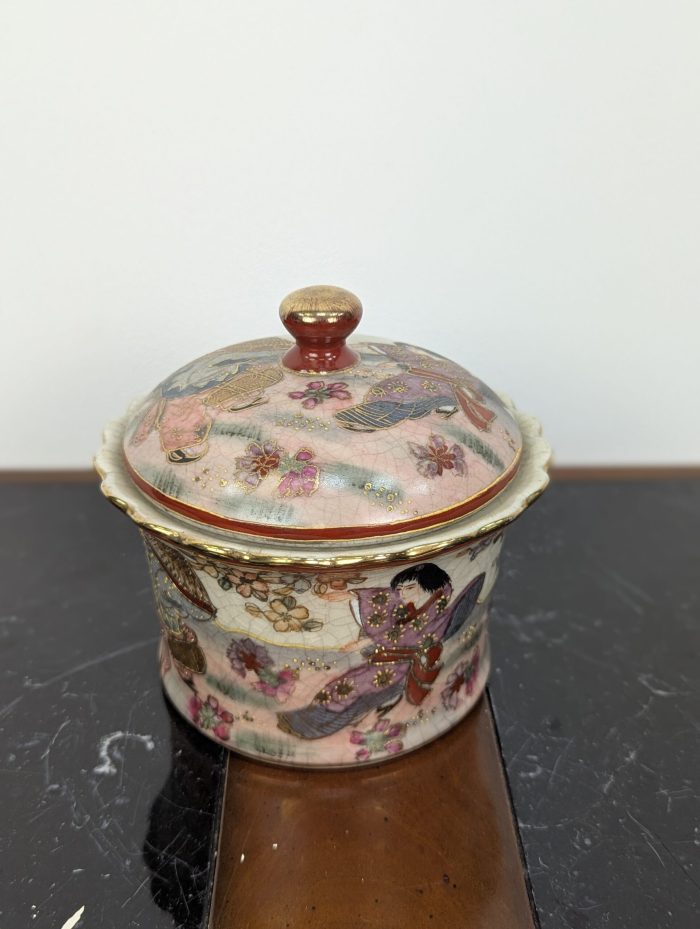 Idamaine kaanega toos