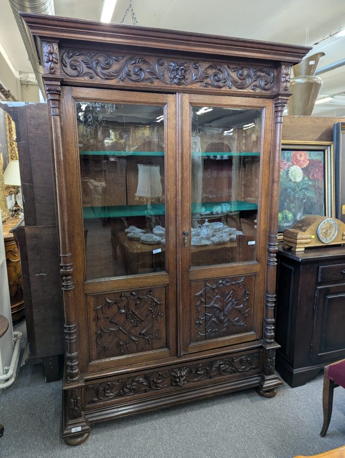 Raamatukapp renessansi stiilis