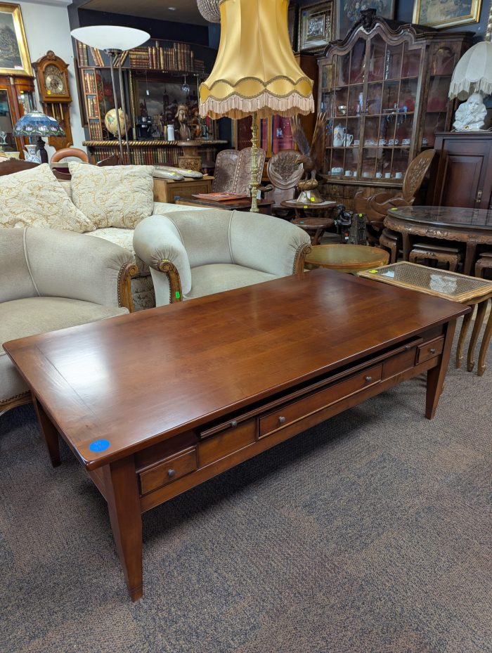 Sahtlitega diivanilaud Meubelmakerij Lotus