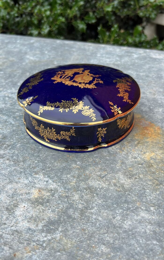 Limoges kaanega toos