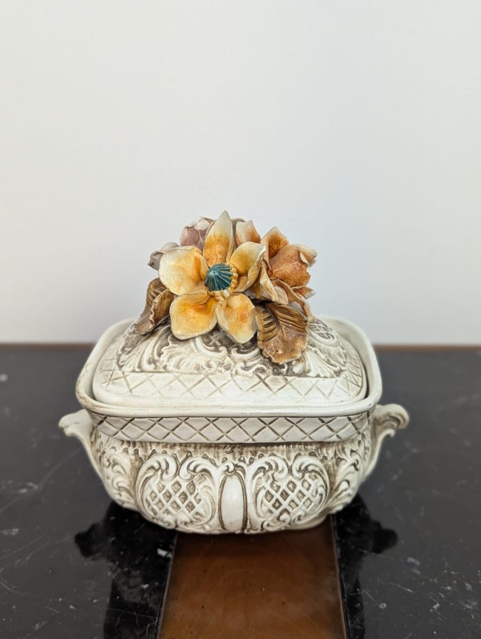 Бассано ваза с крышкой