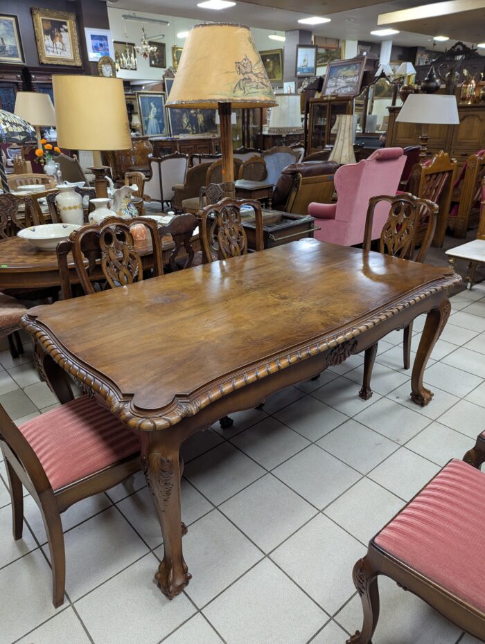 Chippendale stiilis söögilaud ja 6 tooli - Image 3