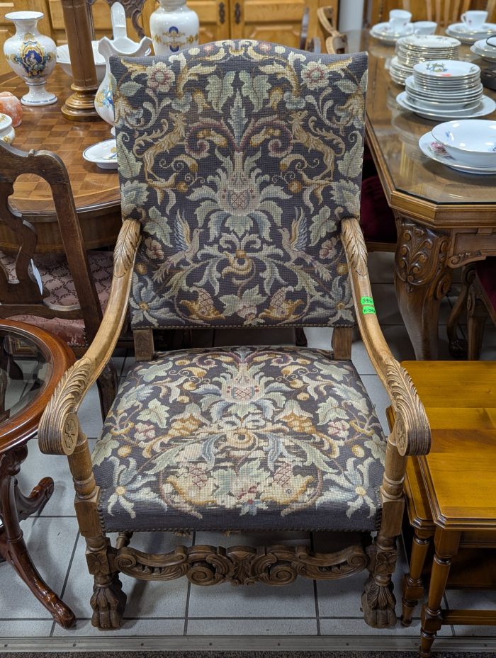 Renessansi stiilis tugitool