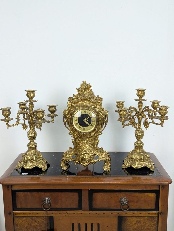 Kaminakell ja küünlajalad