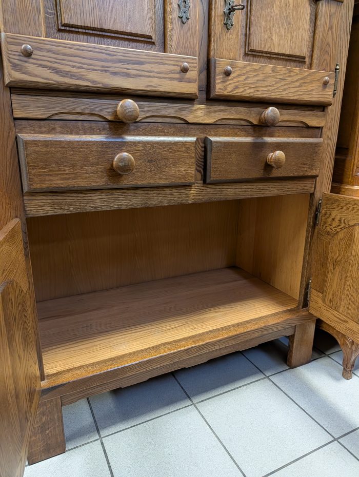 Bar cabinet with lighting - Image 7