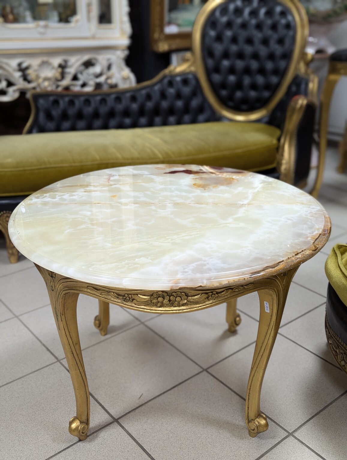 Coffee table Louis XVI style