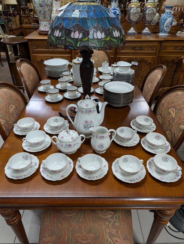 Чайный и кофейный сервиз