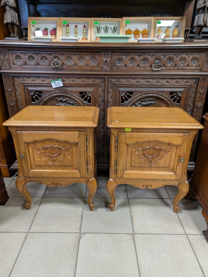 Rokokoo stiilis öökapp