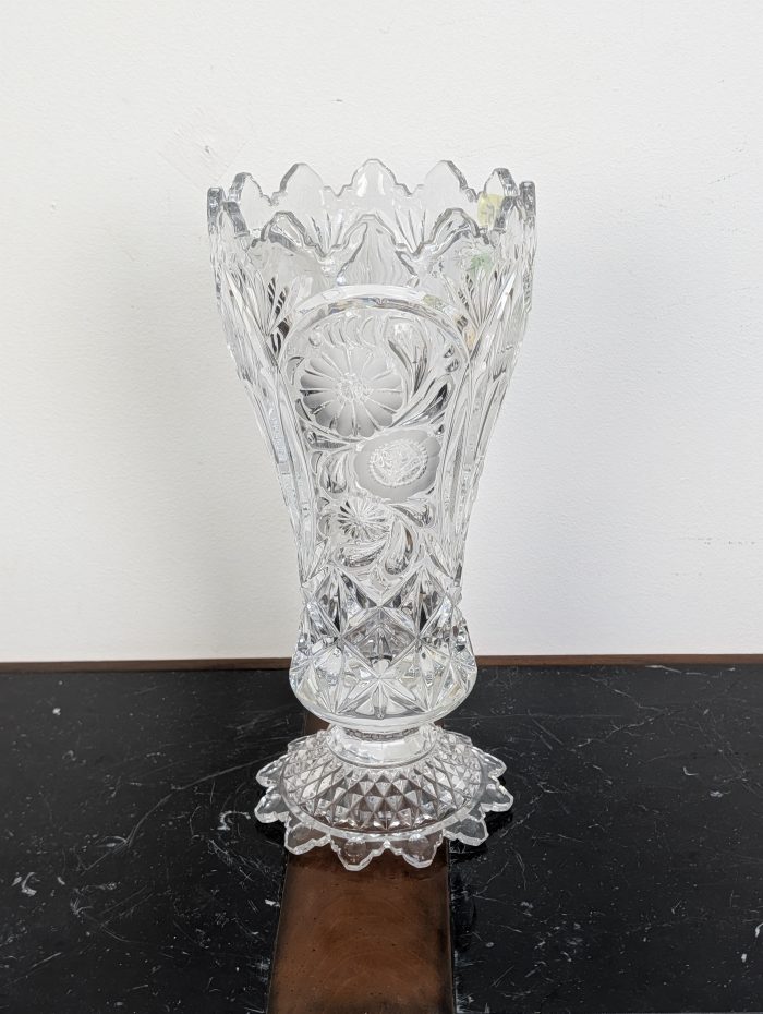 Хрустальная ваза