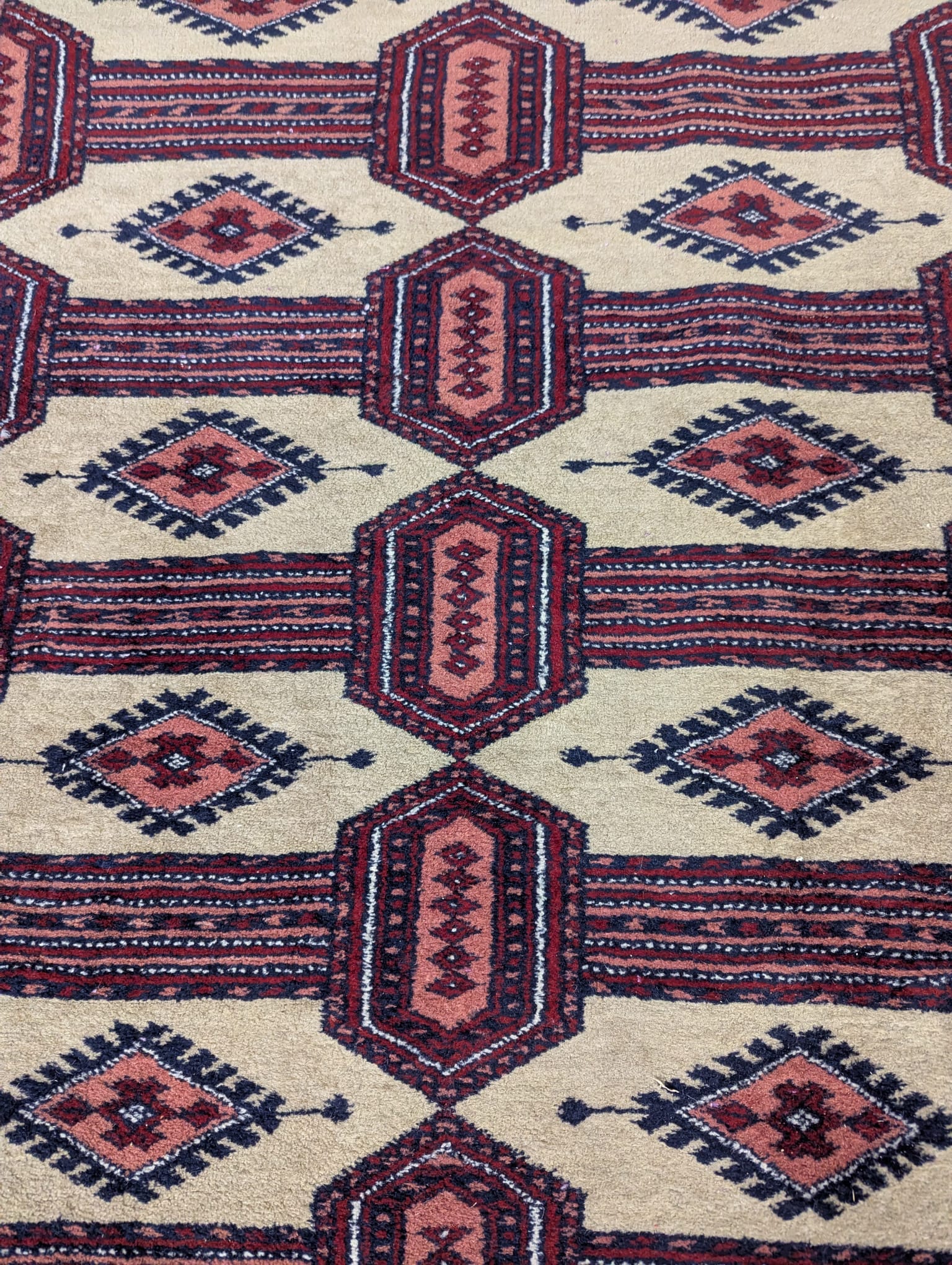 Handmade wool carpet 200x125 - Image 3